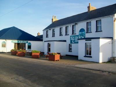 The Seaview Tavern Ballygorman Exterior foto