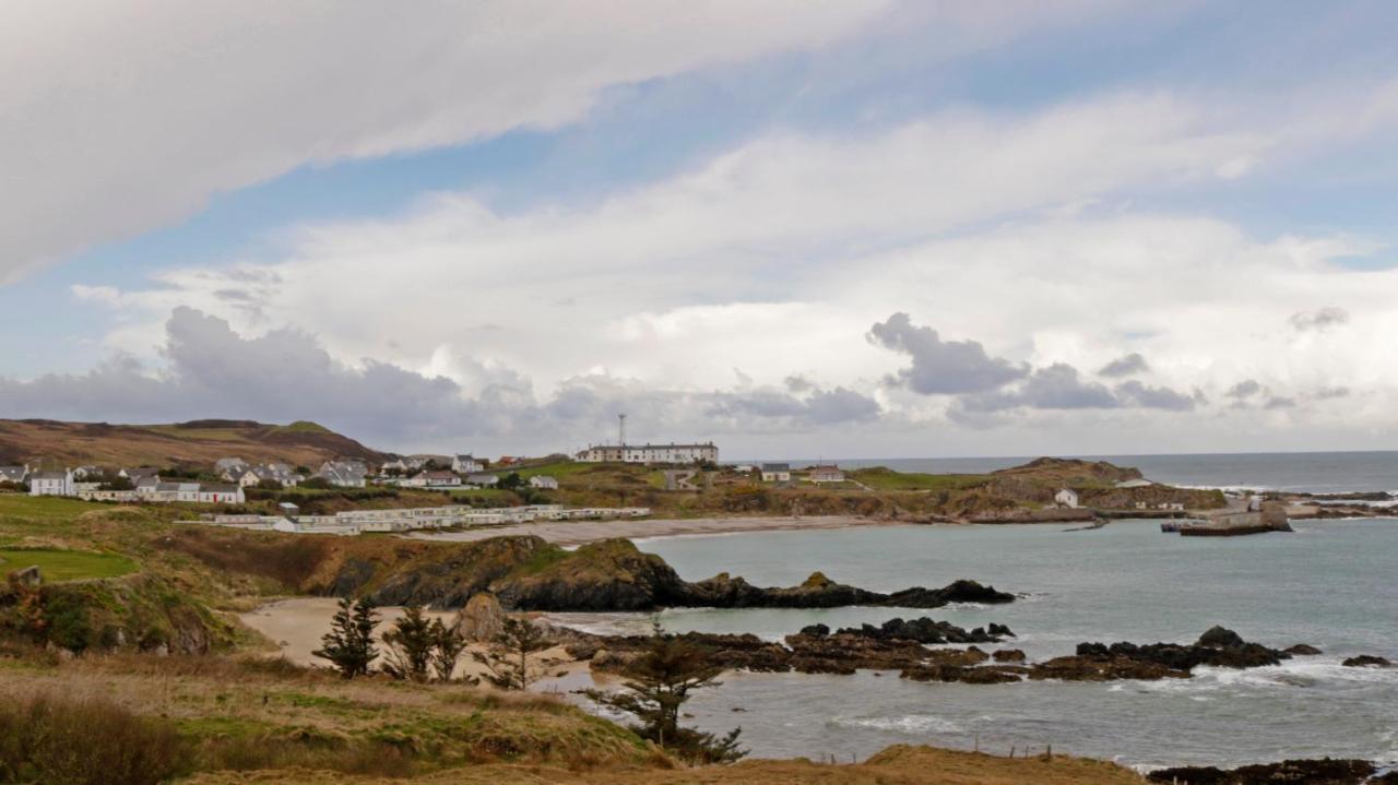 The Seaview Tavern Ballygorman Exterior foto
